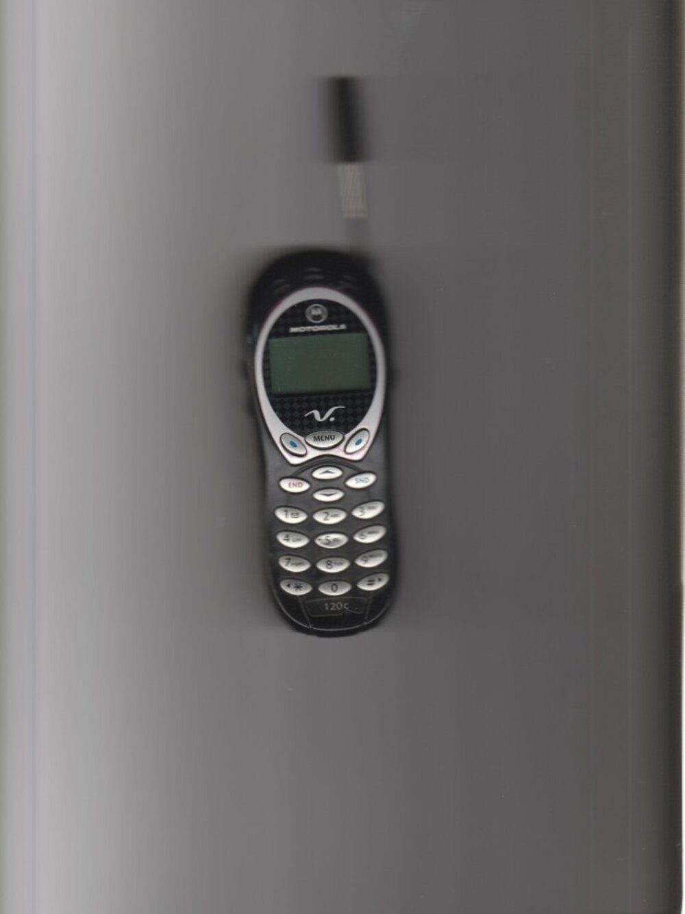 Motorola V120c Analog Cell Phone